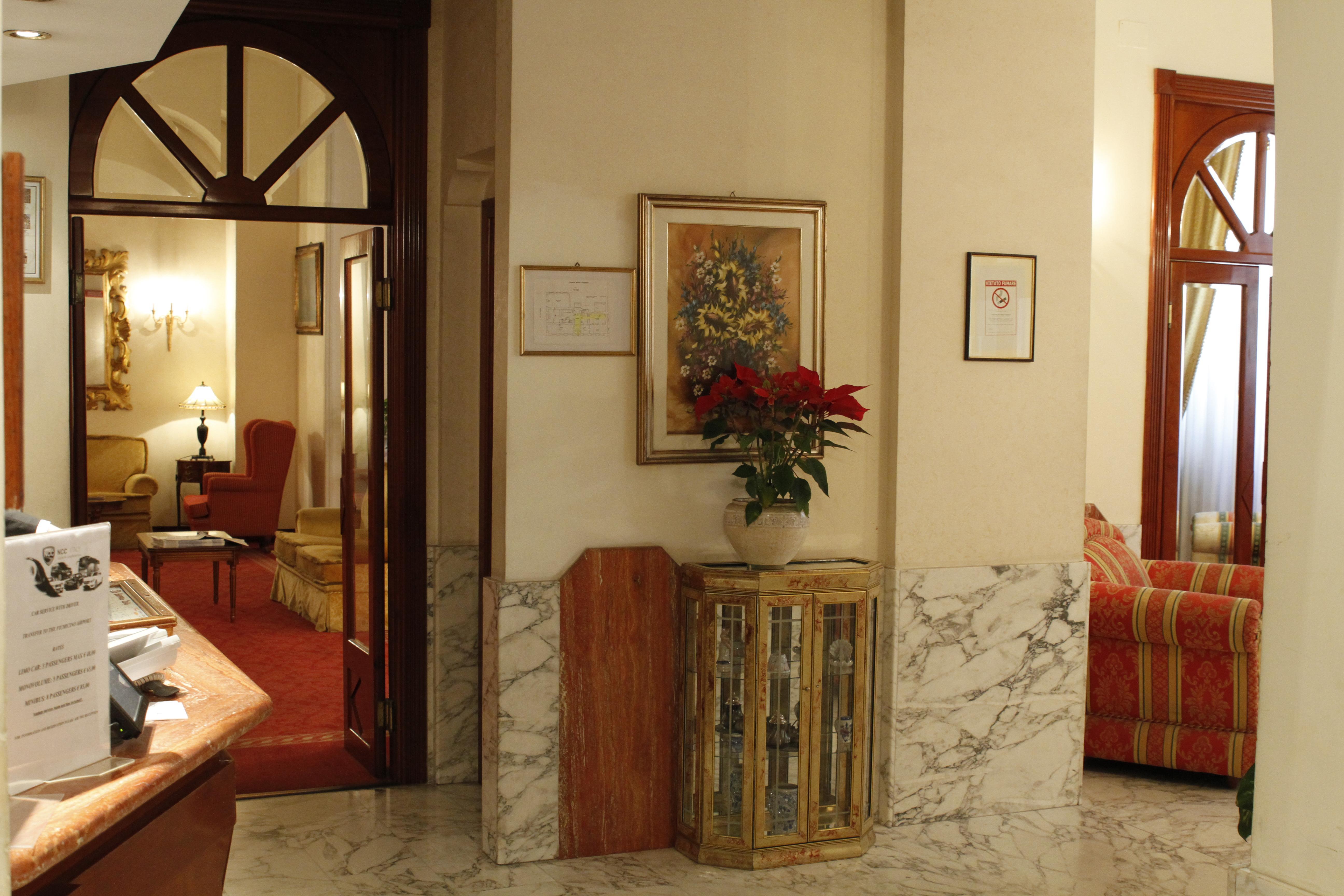Hotel Pace Elvezia Roma Esterno foto