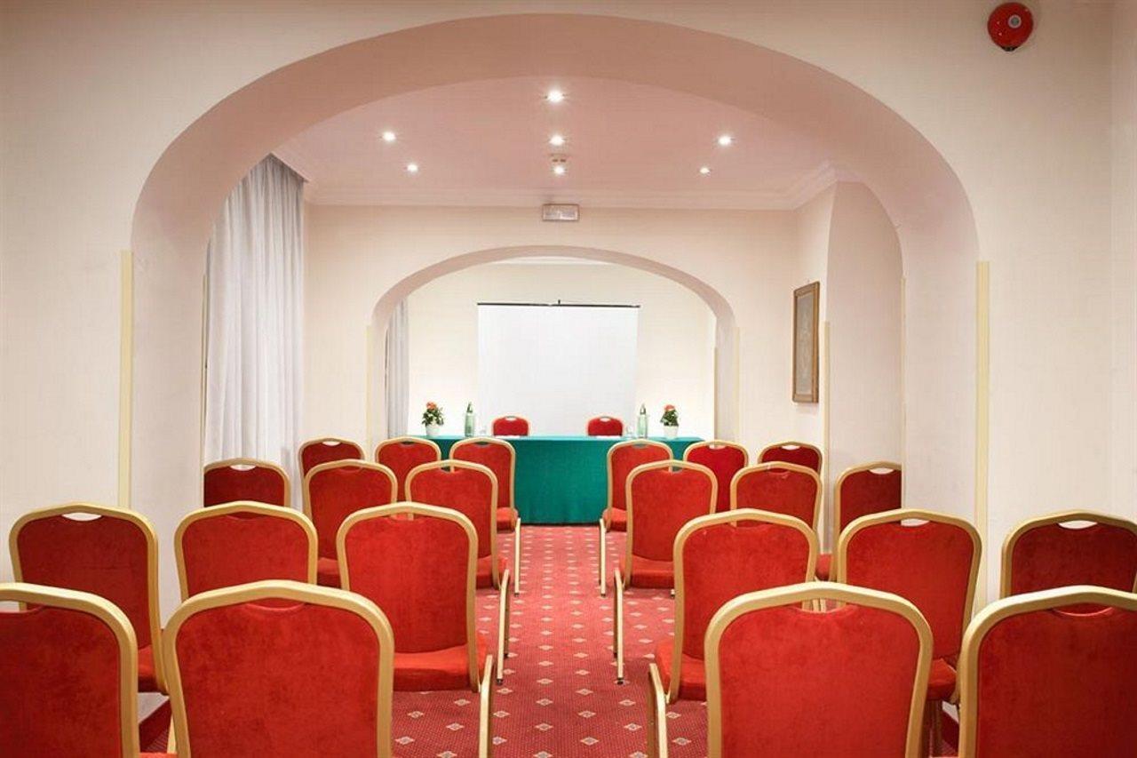 Hotel Pace Elvezia Roma Servizi foto