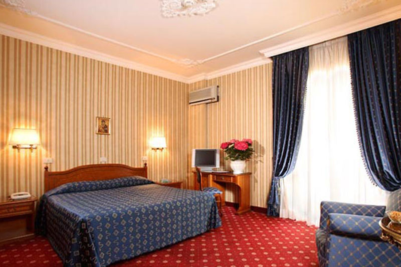 Hotel Pace Elvezia Roma Esterno foto